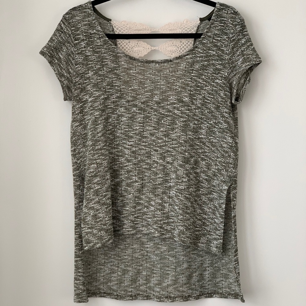 Green and white Hi-Lo casual shirt